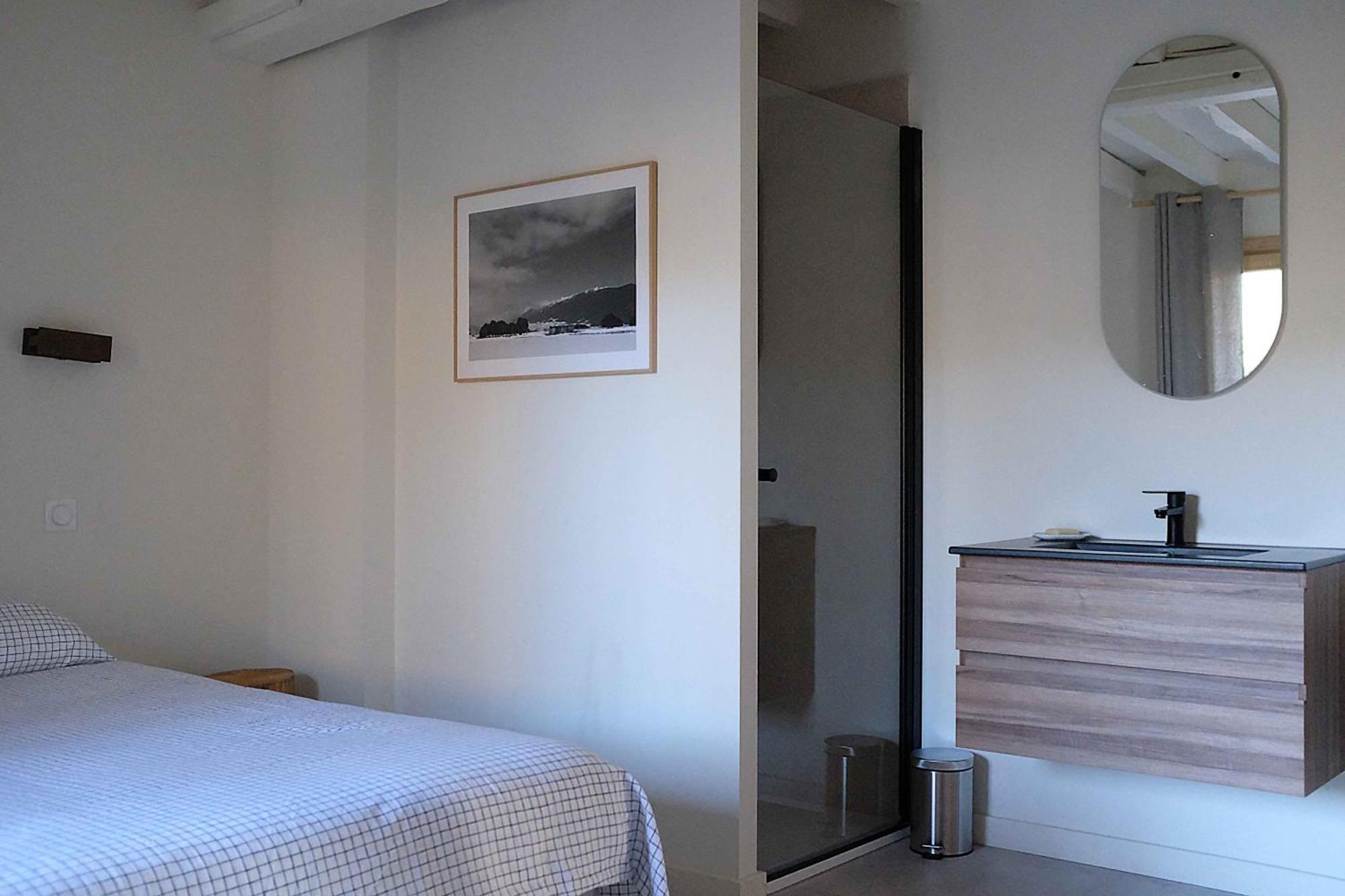 Appartement Avec Vue Et Jardin Formigueres Ngoại thất bức ảnh